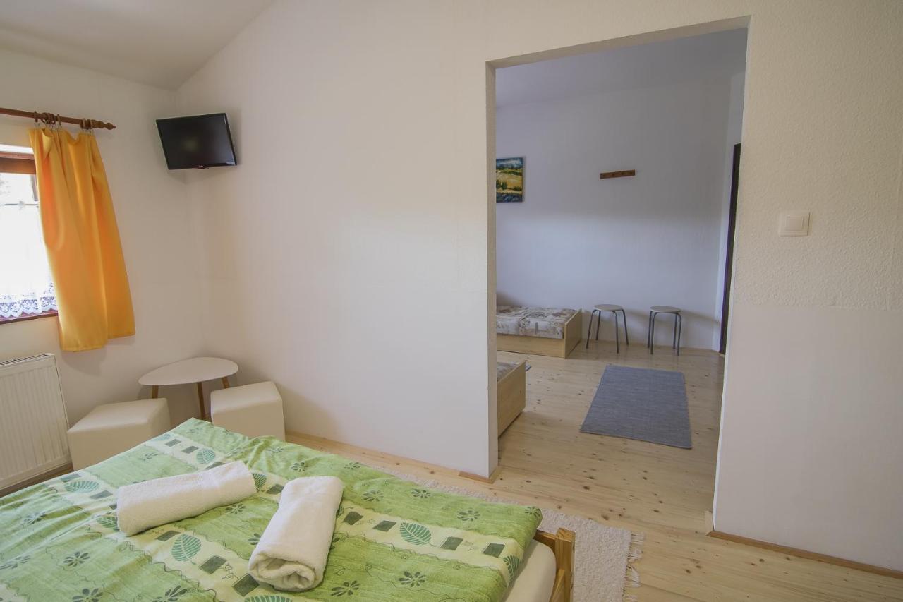 Orsegi Patakparti Alpaka Panzio Kisrakos Exterior foto